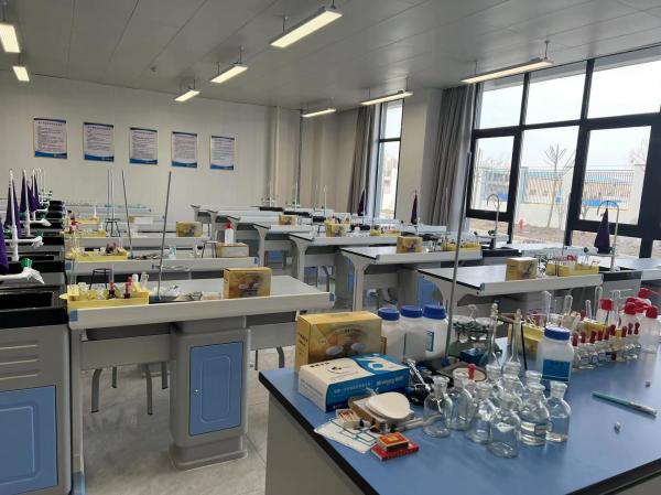 輔華高級(jí)中學(xué)